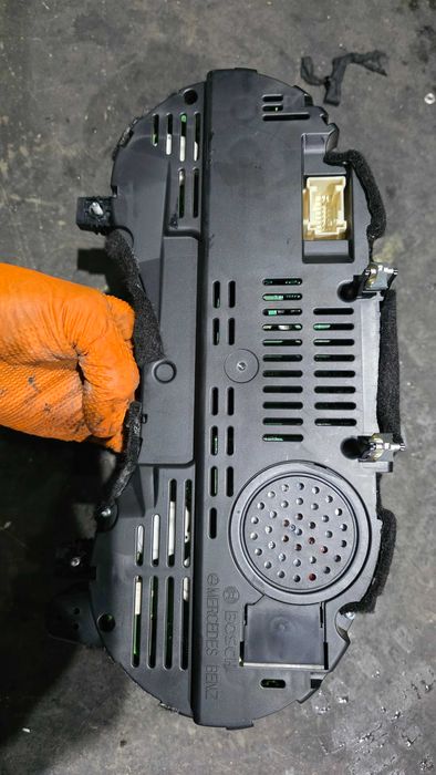 ceasuri bord Europa Mercedes A1669003005 ML W166 GLE ML350 ML250