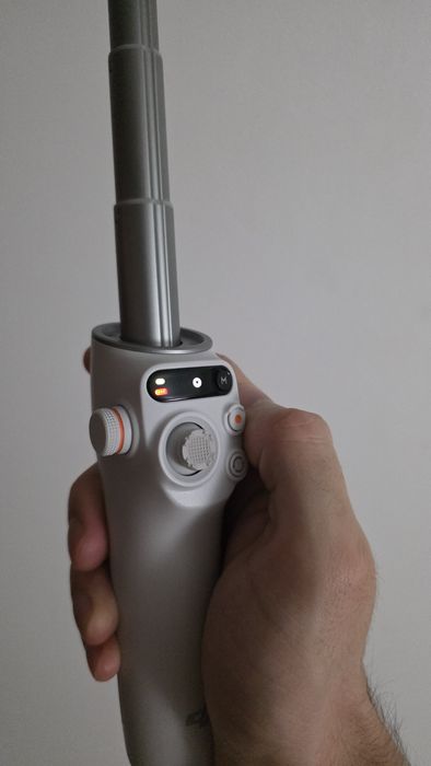 DJI Osmo Mobile 7