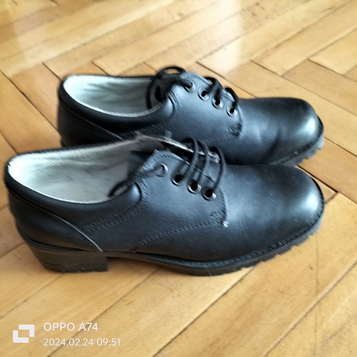 Боти и ботуши за момиче