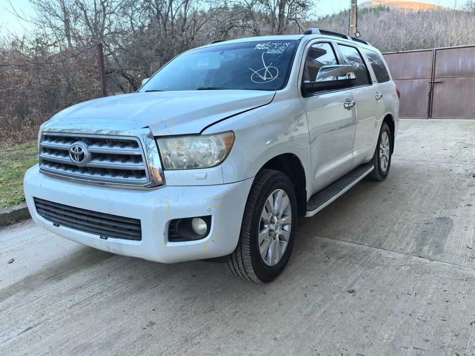 Тойота секвоя на ЧАСТИ 5.7 2010 г