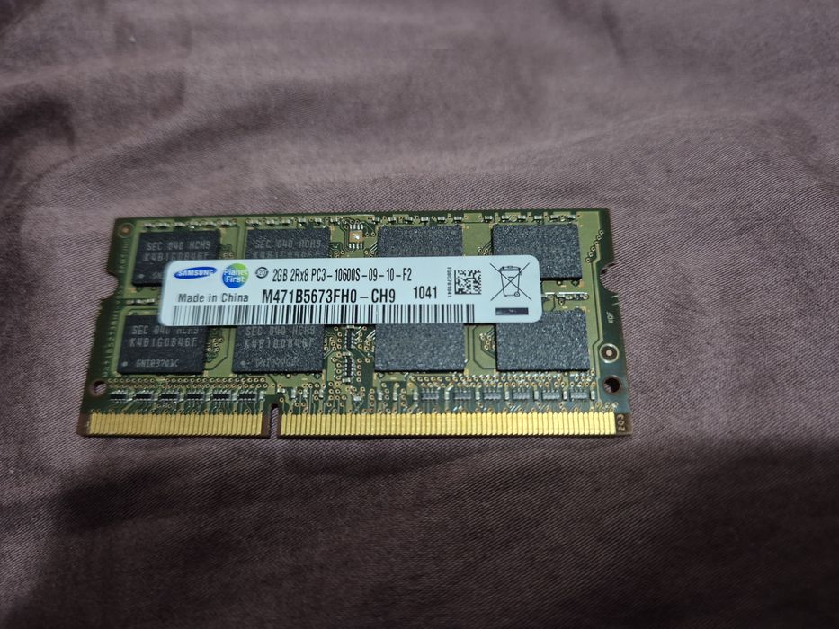 Memorie RAM desktop si laptop
