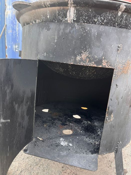 Продам казан с горелеой