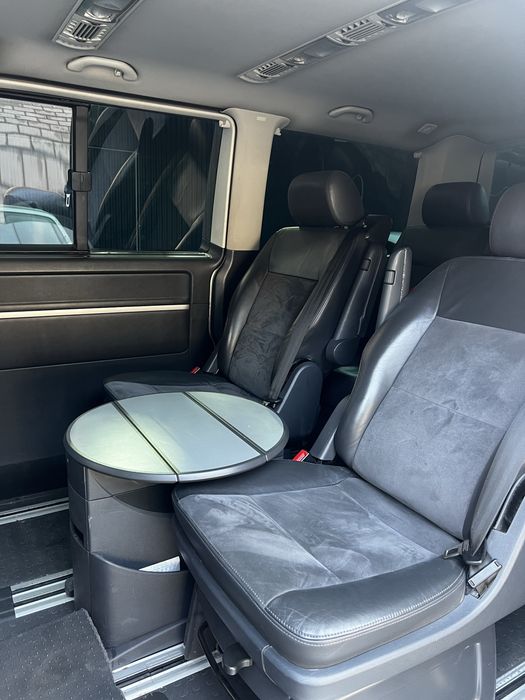 Volkswagen multivan 2012 T5 рест