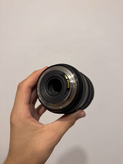 Canon ef 24-70 f4 L  is usm macro