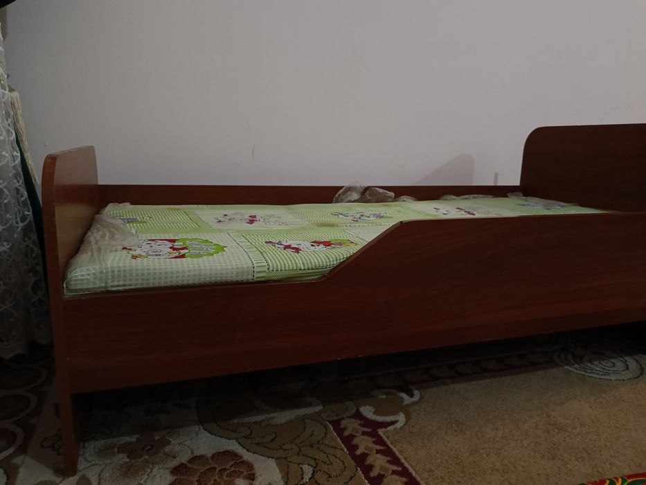 Детский кровать отличном состоянием