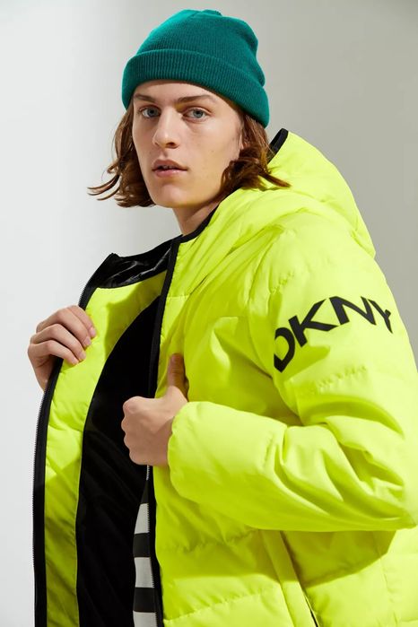 Geacă iarnă puf DKNY originală mărimea M