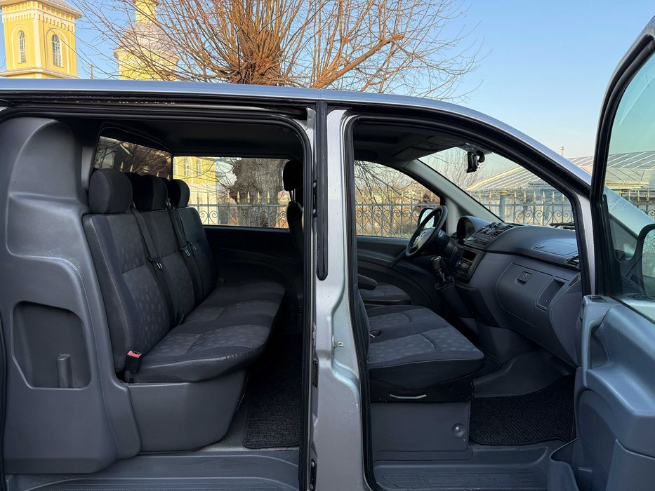 Mercedes Vito 2009 Autoutilitara 6 Locuri AC 115CDI IMPECABIL KM REALI