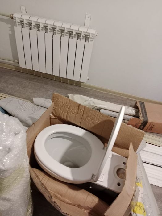 Срочно продам унитаз