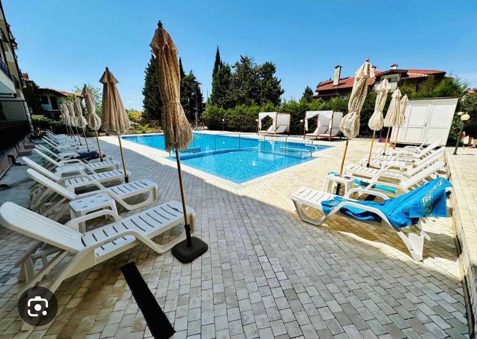 От собственника.Давам под наем 2-стаен апартамент