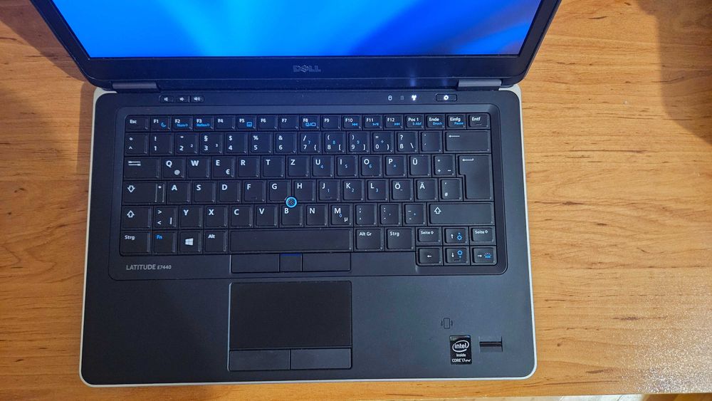Лаптоп Dell latitude e7440