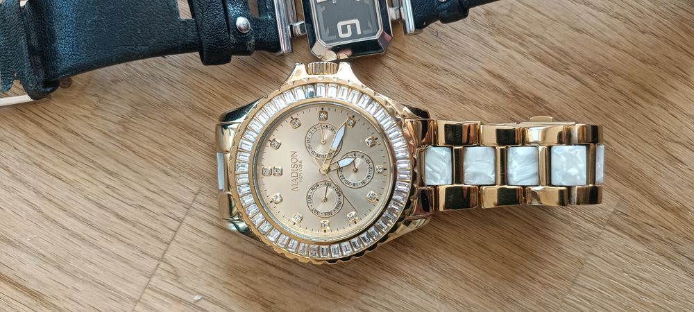 Лот часовници/ Seiko, Pierre Cardin,Skagen, Madison Cortebert, Festinа