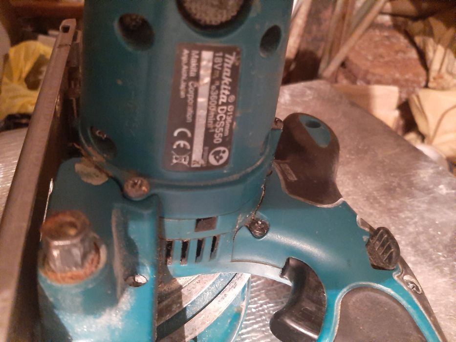 Machita circular.dcs550 defect