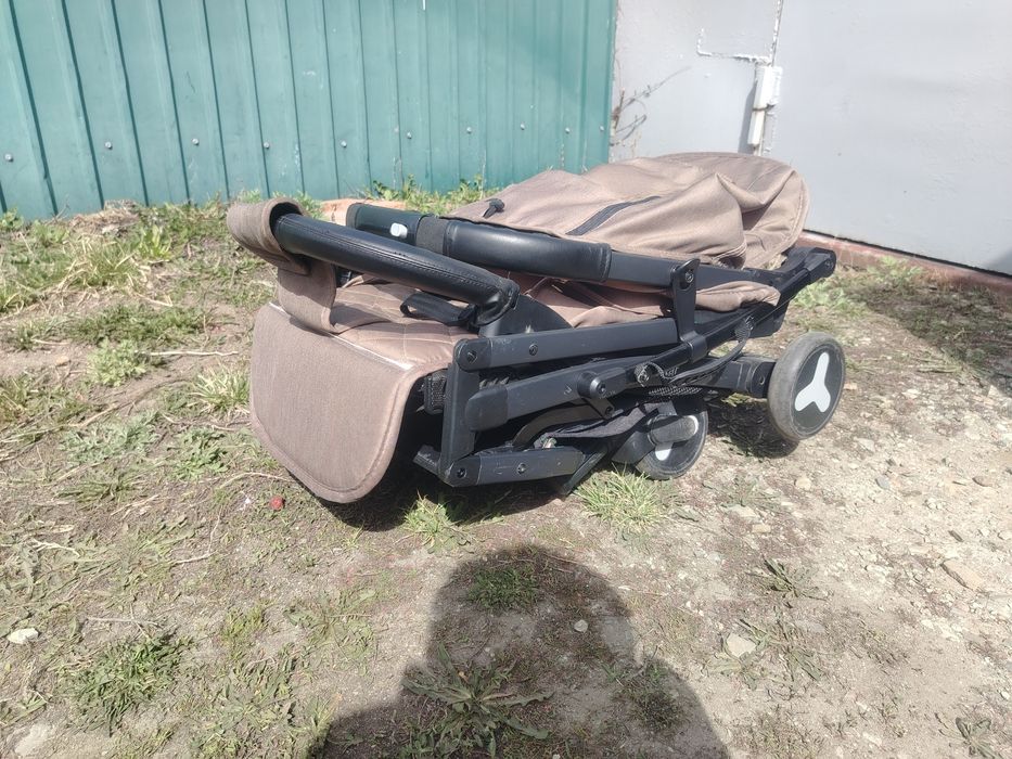 Детская Каляска в отличном состояние