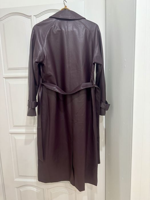 Продам тренчкот экокожа