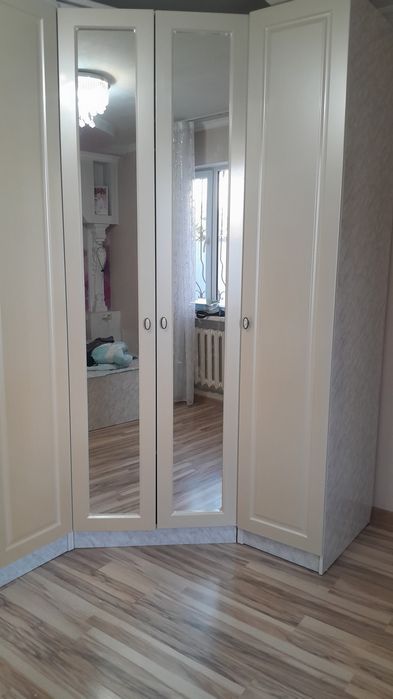 Продам комплект мебели