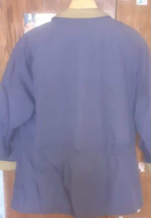 Продам куртку мужскую