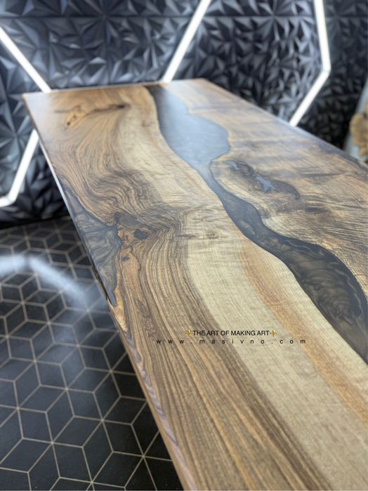 Маса с епоксидна смола