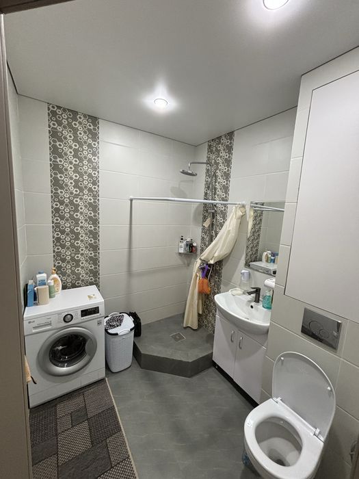 Продается евротрешка в хорошем районе