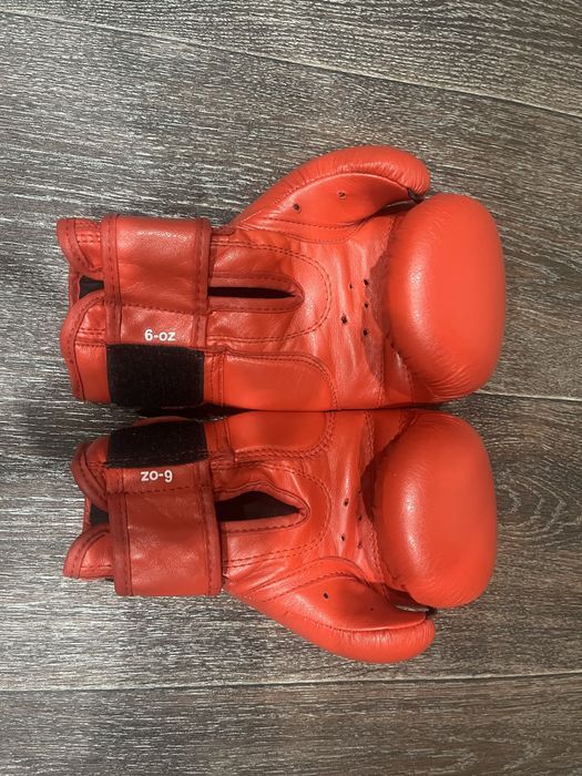 Перчатки боксерские