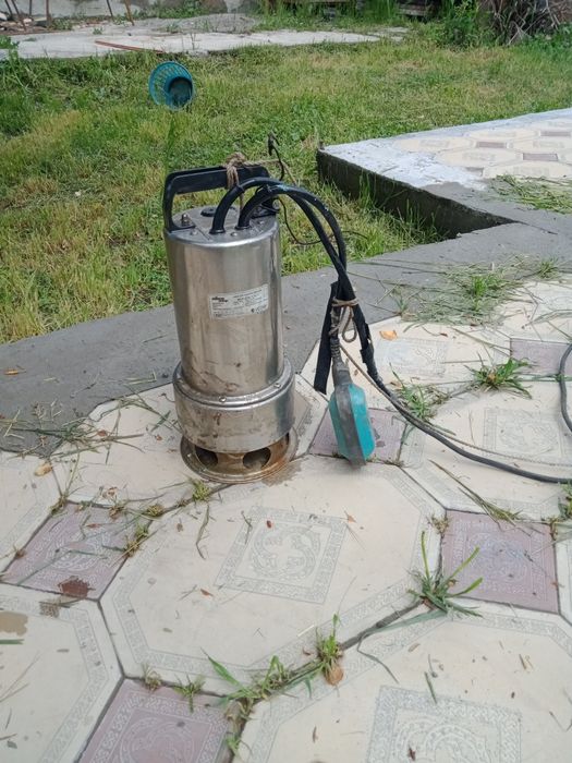 Насос погружной ,для бассейна