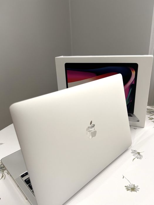 Ноутбук Apple Macbook Pro 13 (2020)