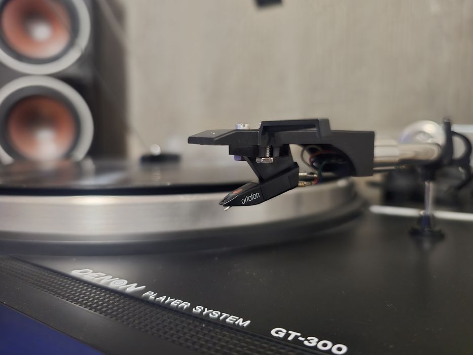 Pick-up Denon GT-300 – Belt drive, braț S, sunet Hi-Fi !!!