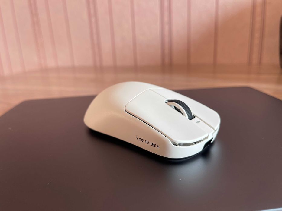 Мышь VXE R1 SE+ белый