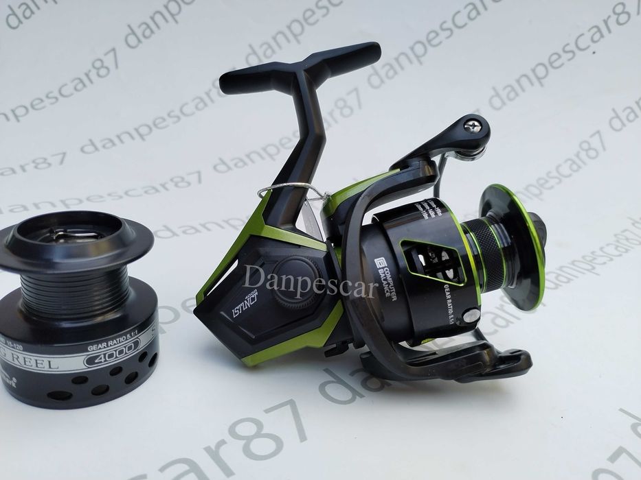 Mulineta feeder EAST SHARK ISTINCT 4000 0,25 / 250m