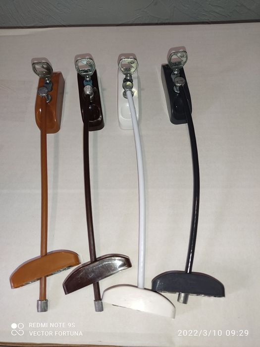 Детские замки безопасности на окна.