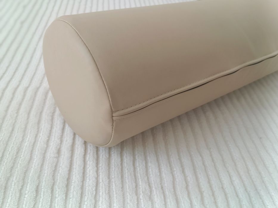 Валик ортопедический