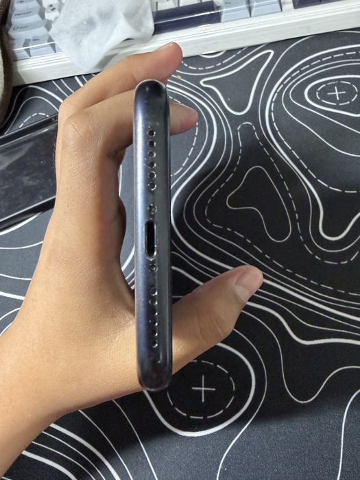 iPhone xr  (обмен)  128гб акб 75%