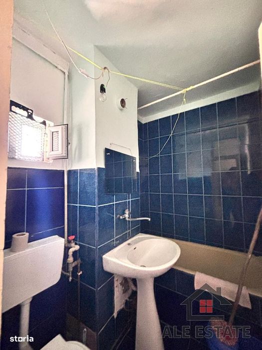 Garsoniera de vanzare, 31,6 mp, etaj 3, zona Tineretului- Turda
