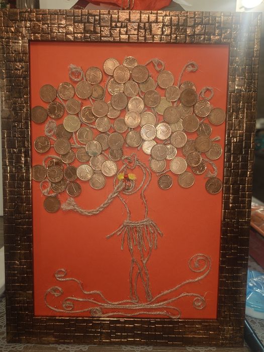 Пано с монети за спомен