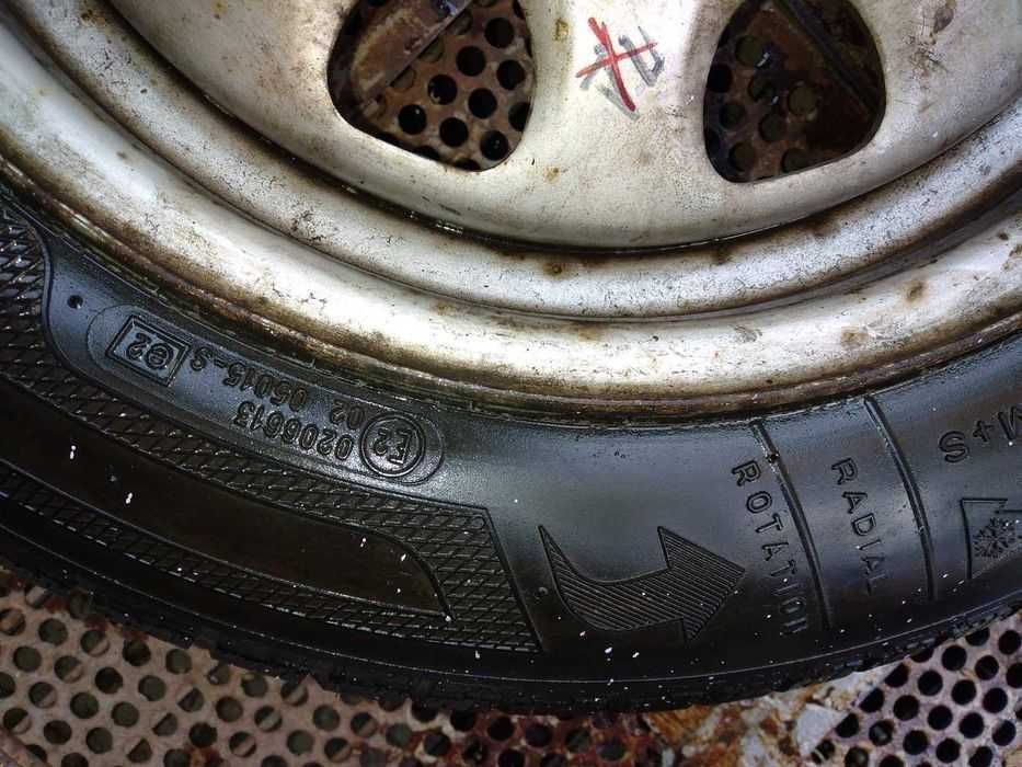 Капачки със  зимни гуми за VW