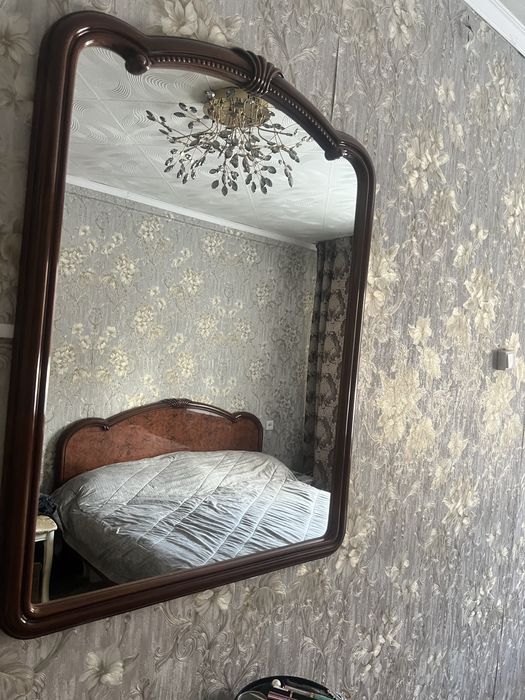 Продам спальный гарнитур