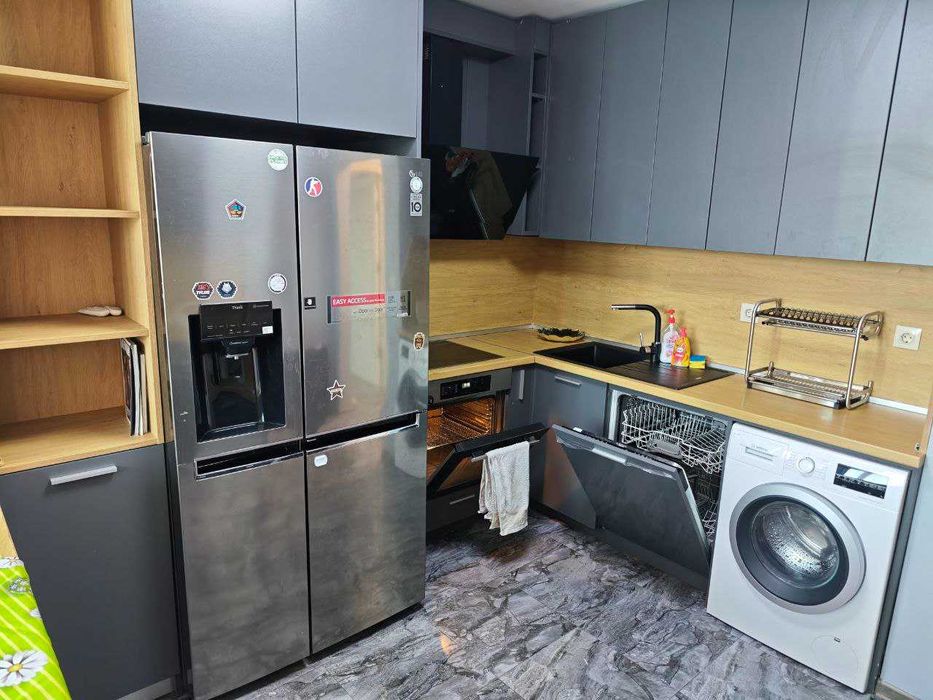 Дава се под наем Тристаен апартамент в София, Витоша - 115 кв.м за 1275 € - Снимка #16