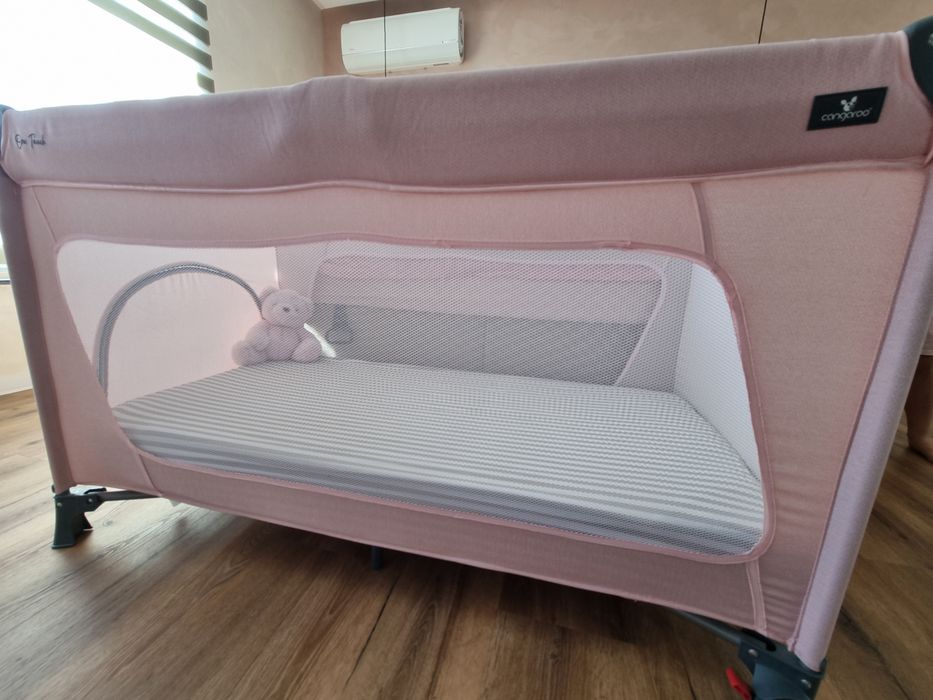 KIKKA BOO Кошара на 1 ниво SO GIFTED PINK + бебешки матрак PIERRE CARDIN 60X120X12 CM - КАТО НОВИ!!!