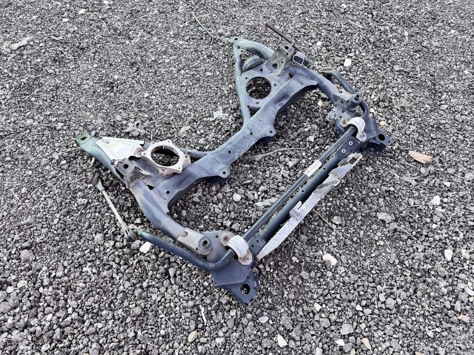 Punte Jug Fata BMW F30 F31 F34 F20 F21 F22 F23 F35