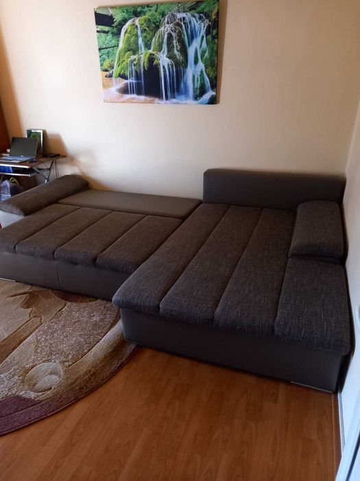 Vand coltar extensibil cu lada de depozitare pentru sufragerie