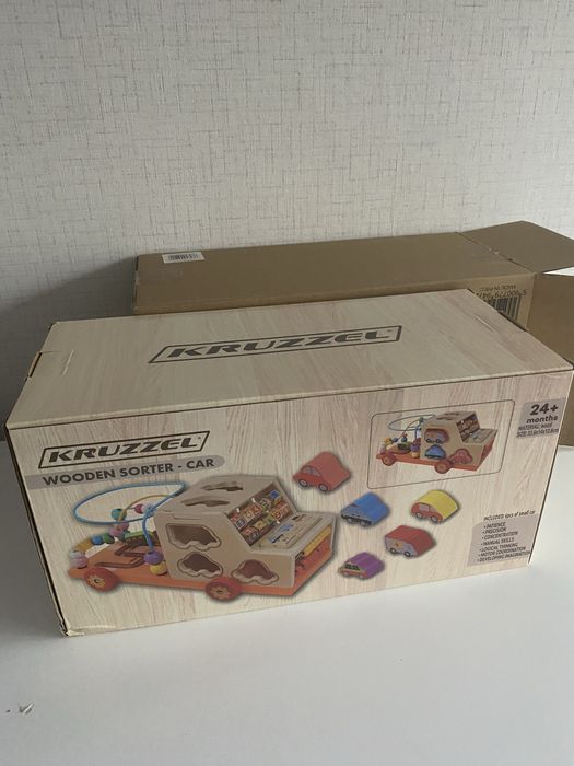 Дървен камион 7 в 1, сортер 22652, низанка, лабиринт