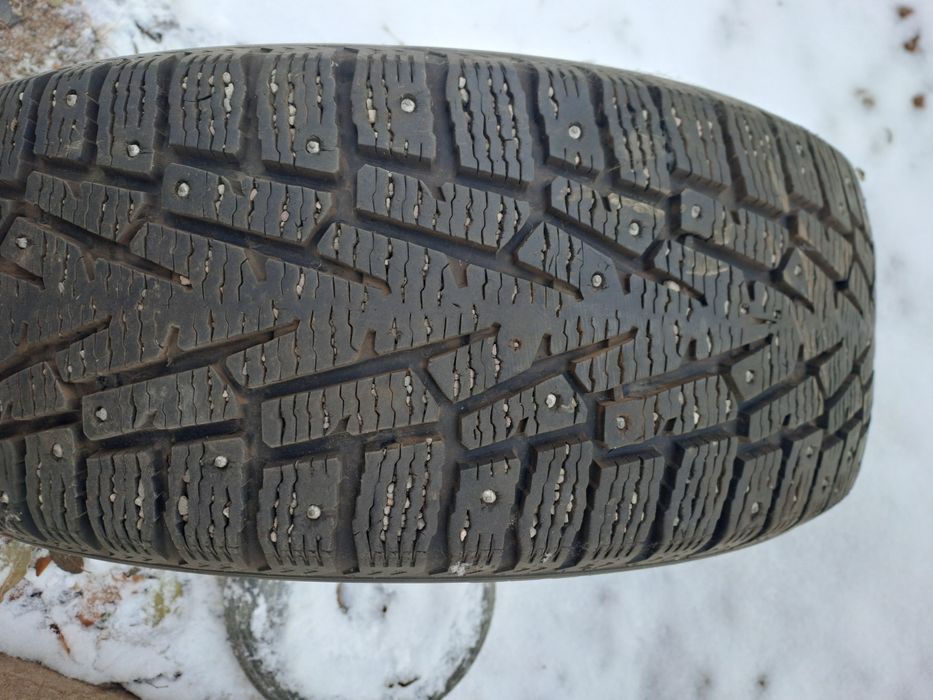 Продам шины  215х55х17