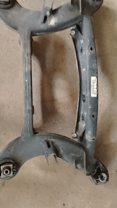 Заден мост Мерцедес Ц клас 204 Е клас 212 207 / Mercedes C class w204, E class w207 w212