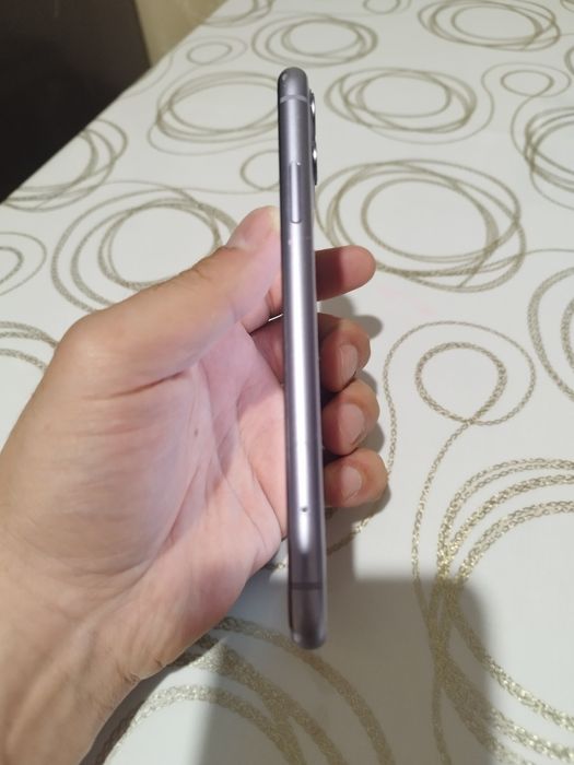 Обмен iphone 11 и apple wath 4   44см обмен