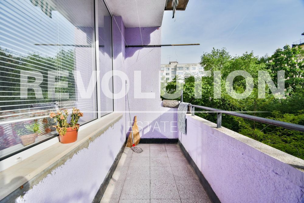 Дава се под наем Тристаен апартамент в София, Гоце Делчев - 90 кв.м за 650 € - Снимка #13