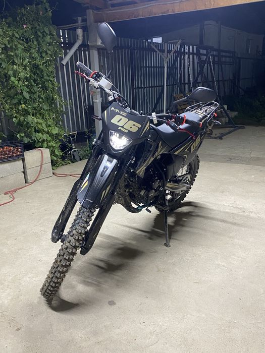 Продам Новый эндуро 300 кубов