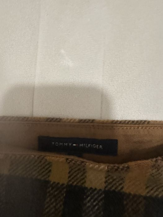 Пола S/M къса нова Tommy Hilfiger