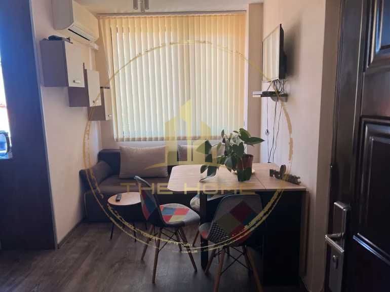 Дава се под наем Двустаен апартамент в Варна, Център - 50 кв.м за 500 € - Снимка #1