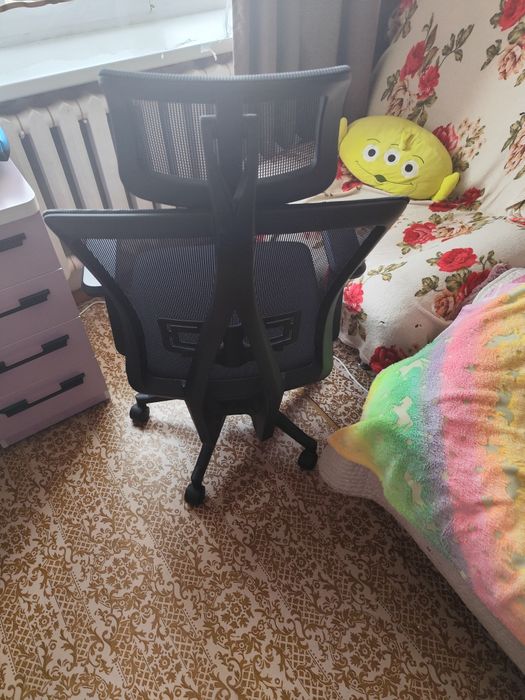 Компьютерное кресло