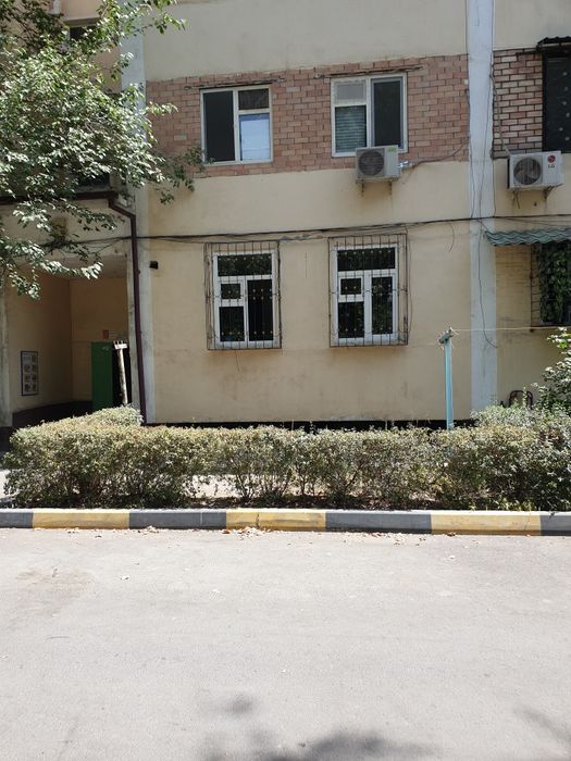 Продаётся Сергели,Янгиҳаёт 2/1/4, под офис, 60м2, спутник-4-47