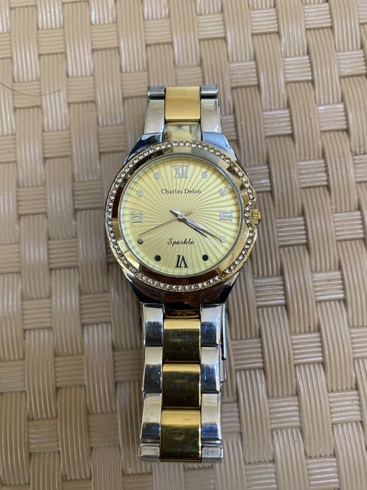 Часовник Charles Delon